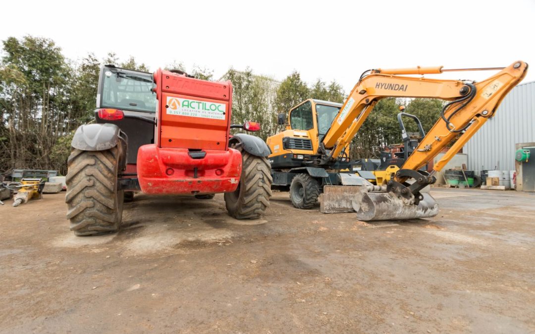 Location de pelle à pneu à Thaon-les-Vosges : mobilité maximale pour vos travaux routiers et urbains en Lorraine